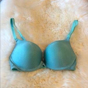 Pink by VS Wear Everywhere Push-up bra 32C